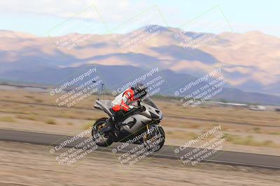 media/Sep-11-2022-SoCal Trackdays (Sun) [[81b7e951af]]/Back Straight Speed (850am)/